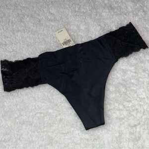 Aerie Lace No Show Thong Size Small NEW